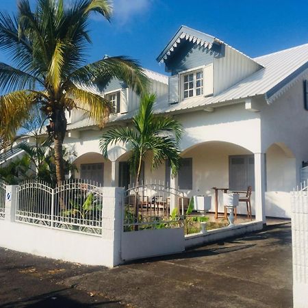 Le Caillou Blanc Bed and Breakfast Saint-Paul Exteriör bild